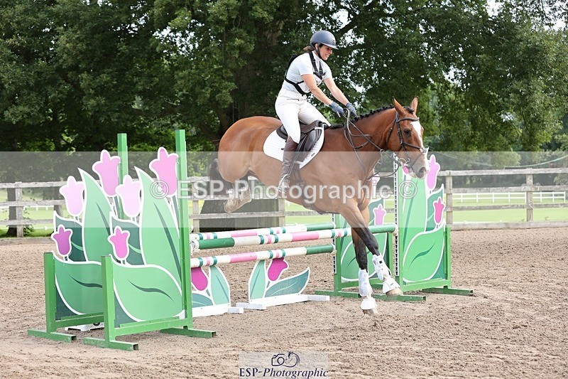 240803-094902-00183 - 005-Laura_Keam-DIAMOND_CRUISE_ON