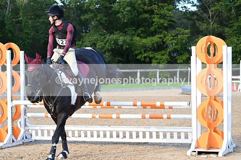 WJ7_6327 - Time 16:55 to 17:11