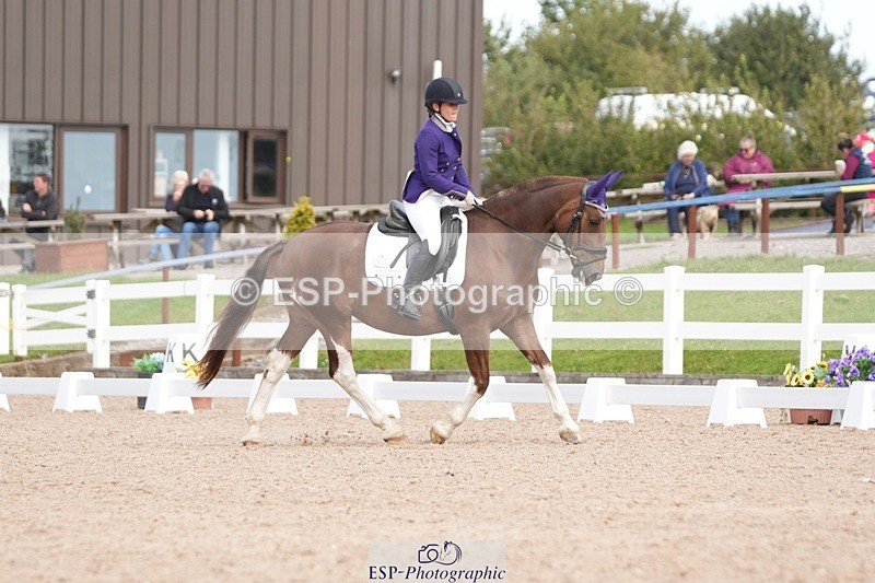 250906-132109-03601 - 017-Natalie.RosewarnePenpont.Fancy.That