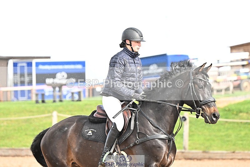 250416-095411-00143 - Cls 1 British Novice and 90cm