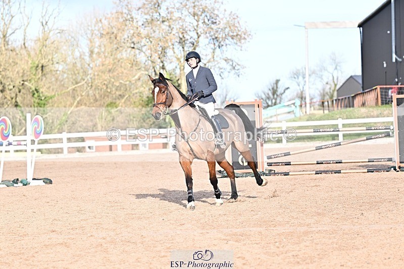 260107-120514-00255 - Cls 4 Newcomers and 1.10m