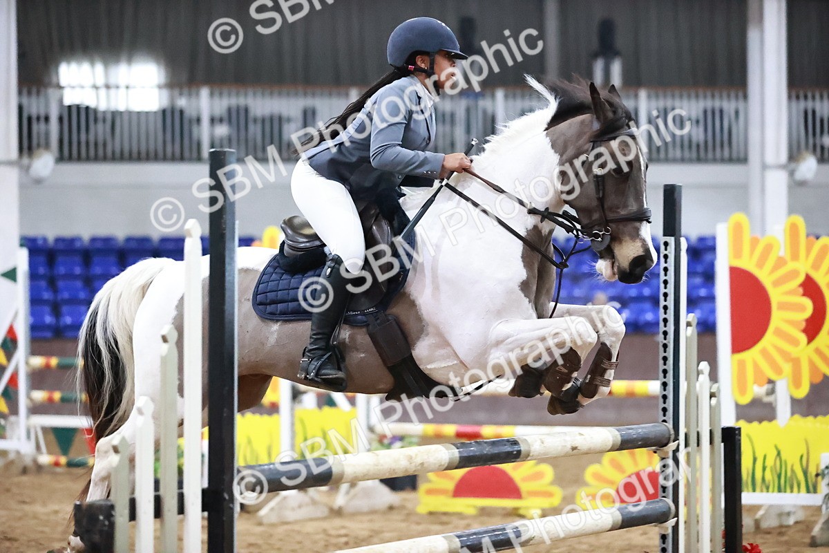 SBM_003038 - Class 13 - Blue Chip Pony Newcomers 1.00m