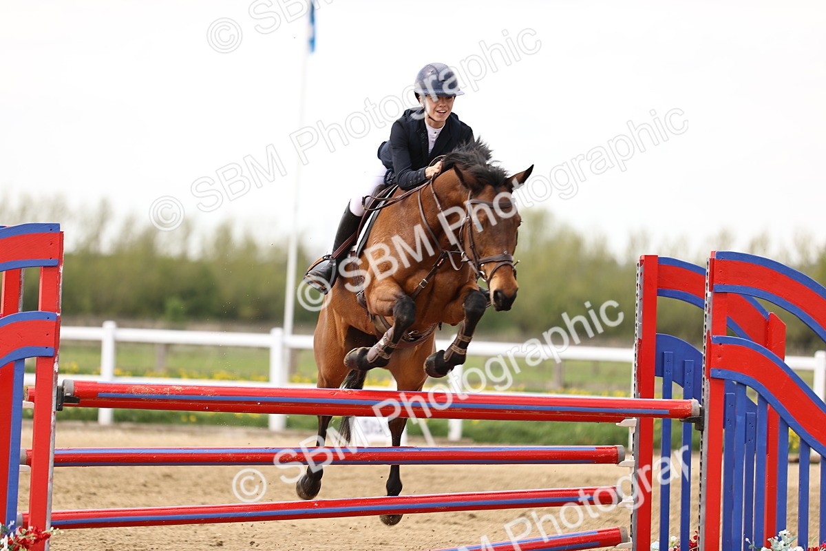 SBM_002460 - Class 11 - Senior newcomers - 1.10m