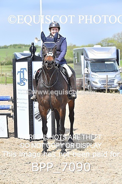 BPP_7090 - CLASS 5 FRI Veterans Show Jumping