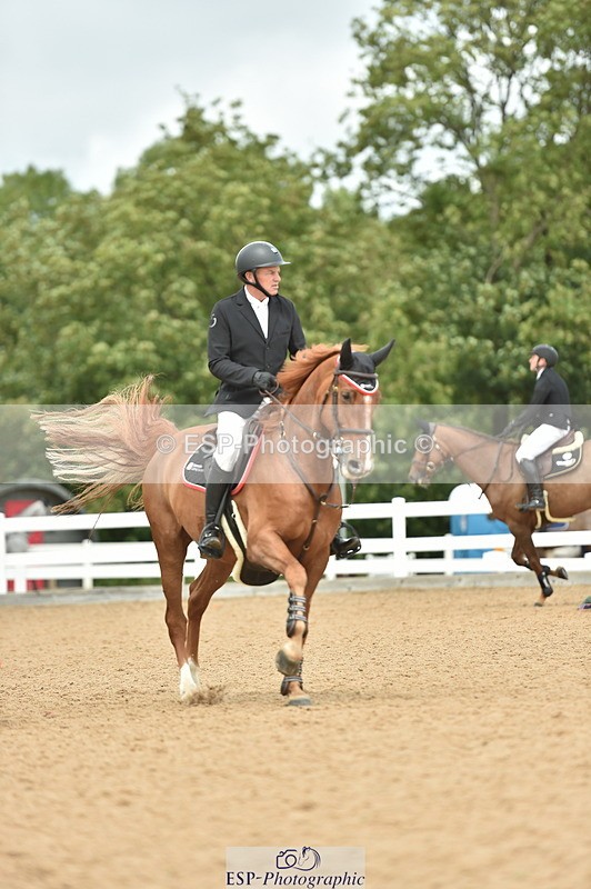 230723A-140652-12168 - Cls 24, 1 Star Gold 1.30m