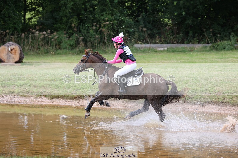 240825X-103933-31643 - 70cm XC 10.00 to 11.00