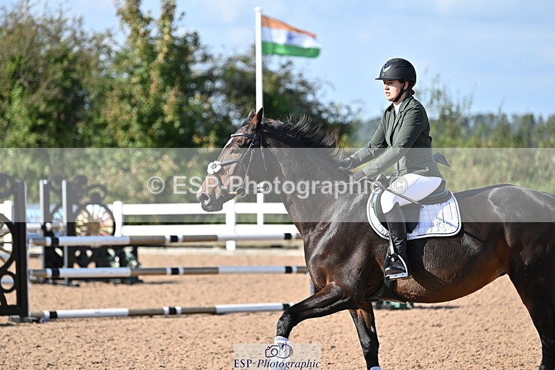 241004A-104918-01383 - Fri 07 Snr Brit Nov & 90cm Open