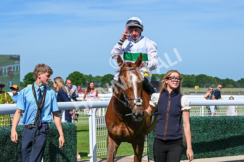 300526-Race 4-Whos Lope-5926 - Race 4 15.25pm Birch Flooring Novice Stakes