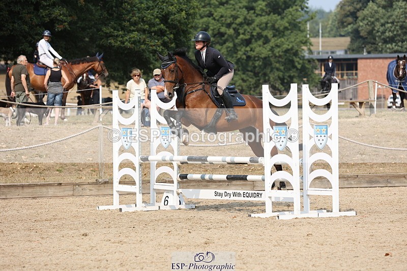 250816A-110001-00924 - Cls 3 Snr British Novice