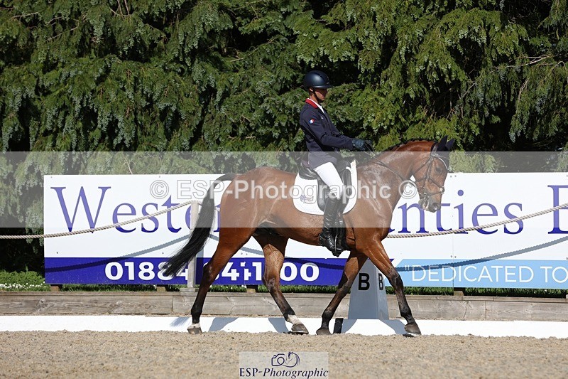 230526-165215-07851 - 173-HARIBO_LOUVO-Gaspard_Maksud-WEDTrotUp+DR