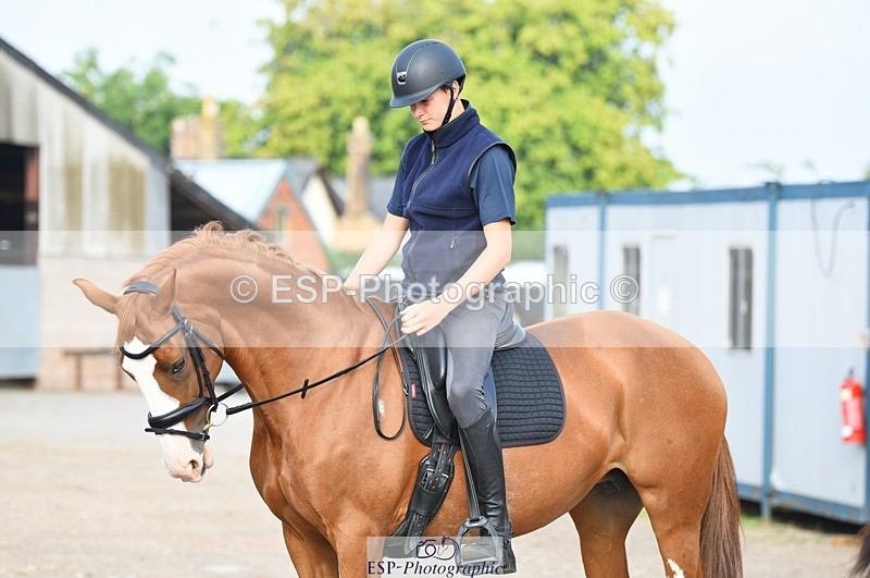 230817-084218-01576 - Kay's 1st Group - Arena