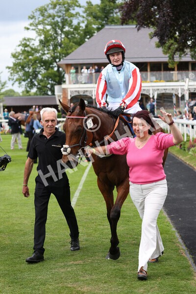 yr11062022r2-97 - Race 2 2.00pm Queen Mother's Cup