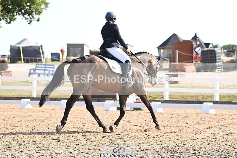 250816-102331-03358 - 064-Kellie.HutchingsTawstock.Finale