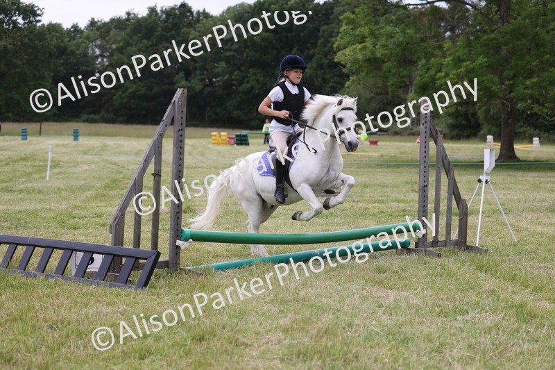 20260614-4386 - Class 25 - Horse and Hound Jumping