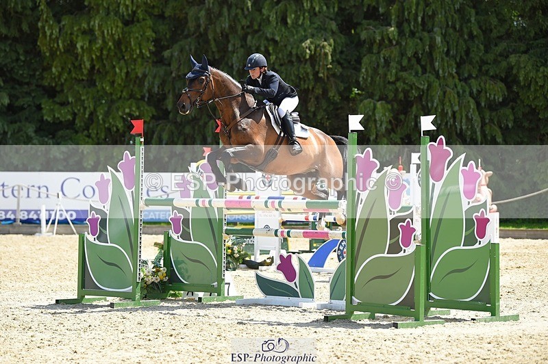 230528-115200-15417 - 369-GIDO_G-Sally_Chamberlain-SUNTrotUp+SJ