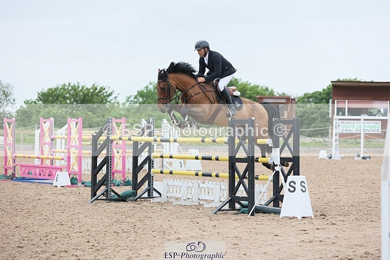 250524-132335-05025 - Cls 15 Snr Fox 1st Rnd