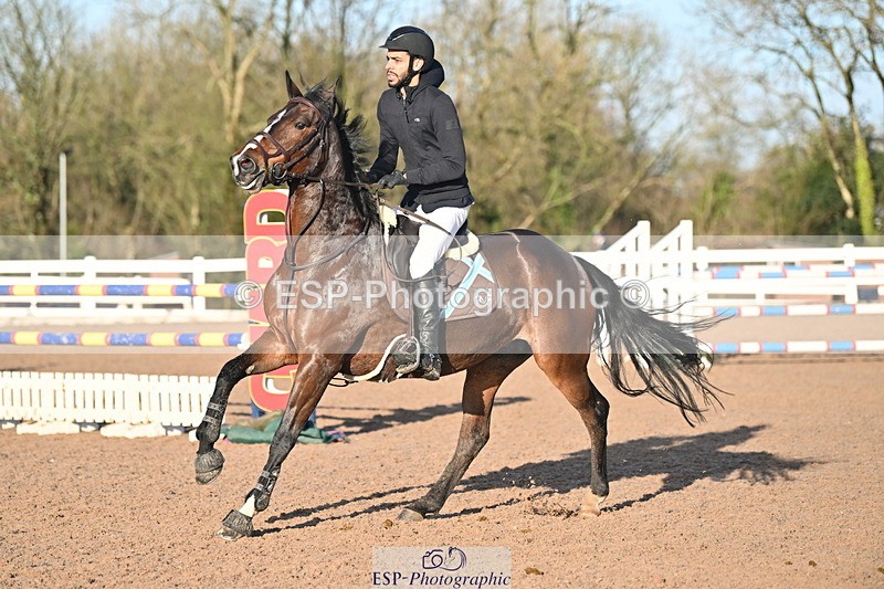 231210A-132320-02570 - Cls 20 Newcomers & 1.10m Open