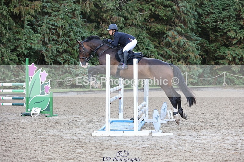 250831A-092525-08923 - Cls 40 Snr Newcomers