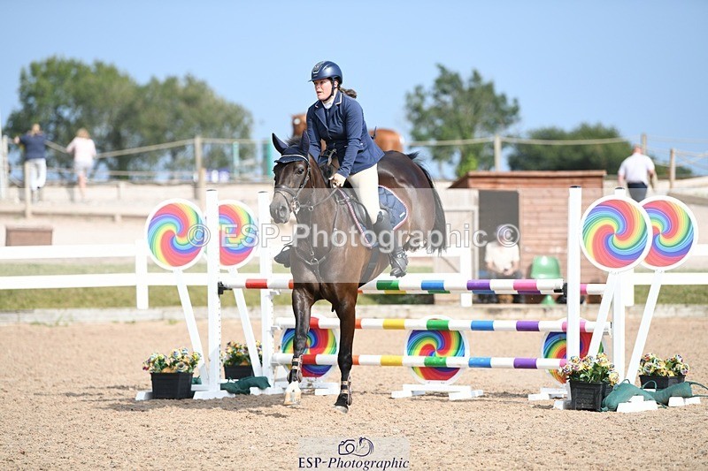 250725-163650-03971 - Cls 10 1.05m Amateur Quali