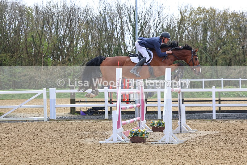 3E7A2369 - Class 9: Senior 1.30m open