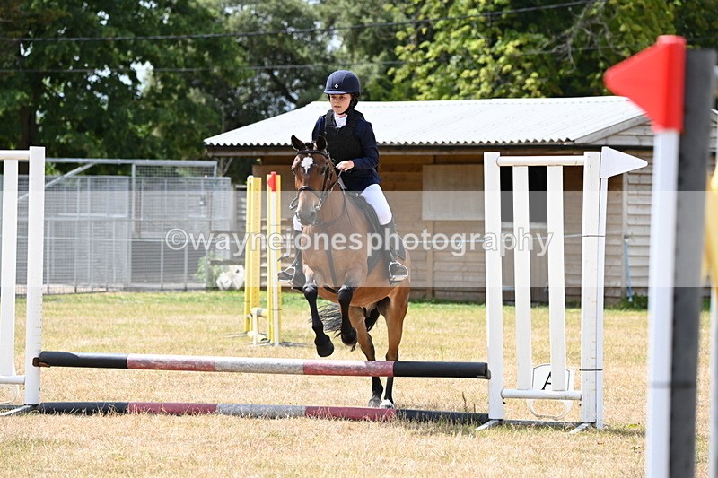 WJ6_5263 - Class 12 Minimus Jumping 45cm