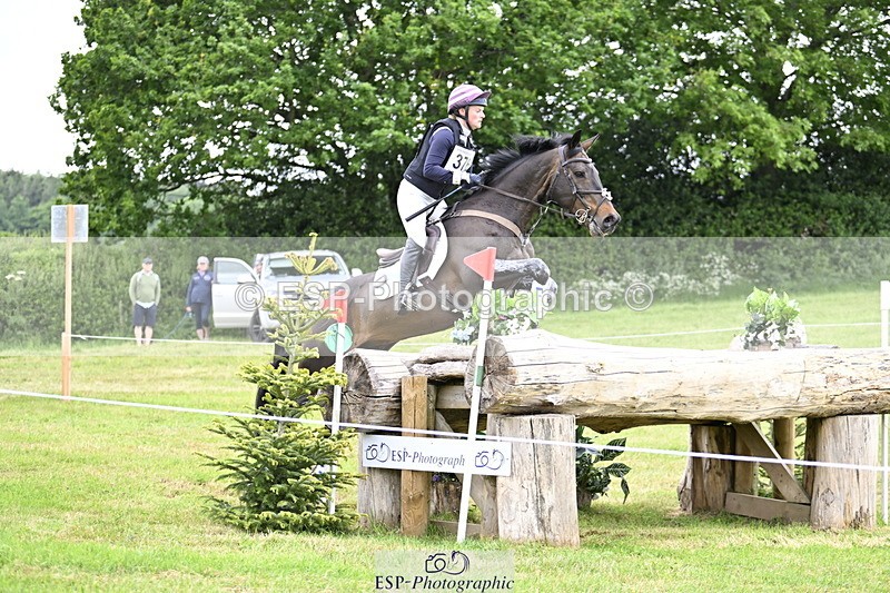 250524A-133051-10382 - B-376-Lucy.Robinson-BELLINE.SECOND.CHANCE