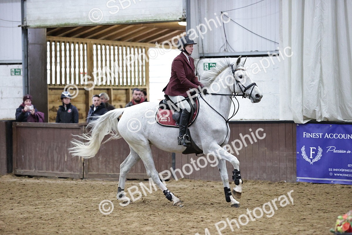 SBM_001380 - Class 4 - Senior Newcomers/ 1.10m Open