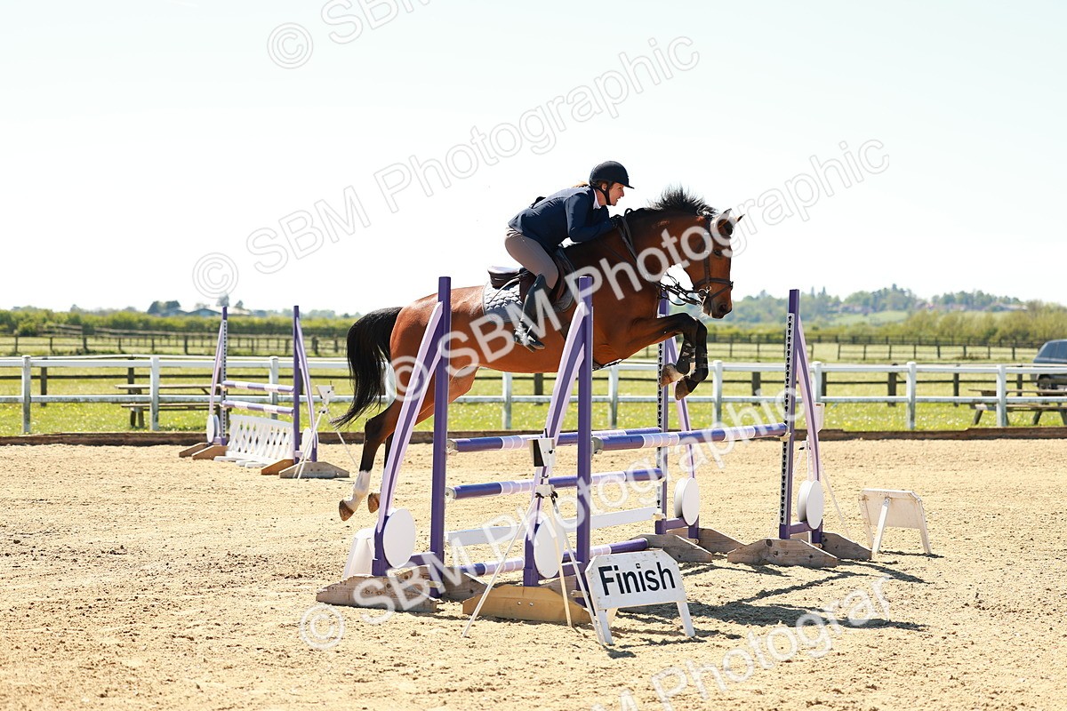 SBM_001247 - Class 4 - Senior Newcomers 1.10m
