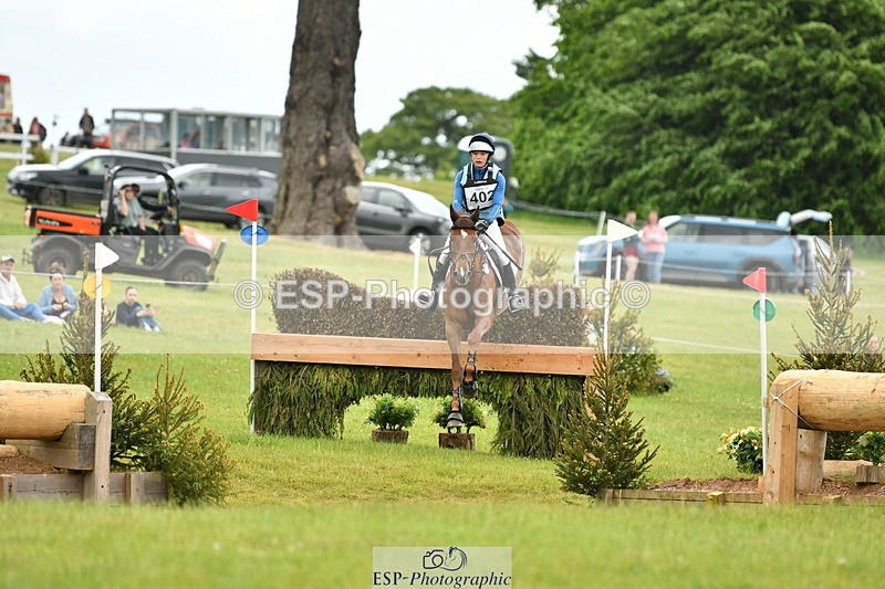 250525A-121118-16616 - D-402-Isabelle.Cook-CYMOON.F.Z