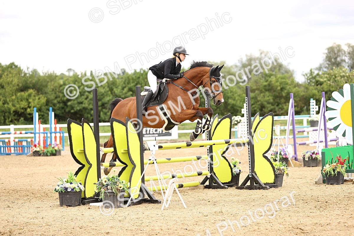 SBM_007416 - Class 18 - Senior 1.05m