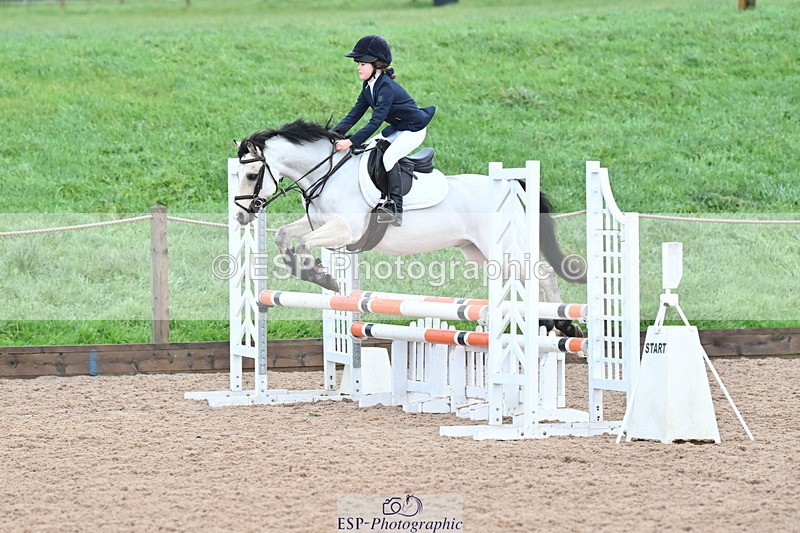 231203A-111814-00785 - Cls 16+17 Club and Schools 80cm