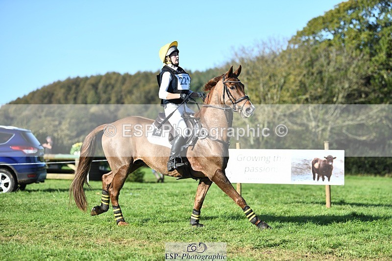 231022-102422-25629 - 221-RUBIN.MOON.SB-Gemma.Watts-XC