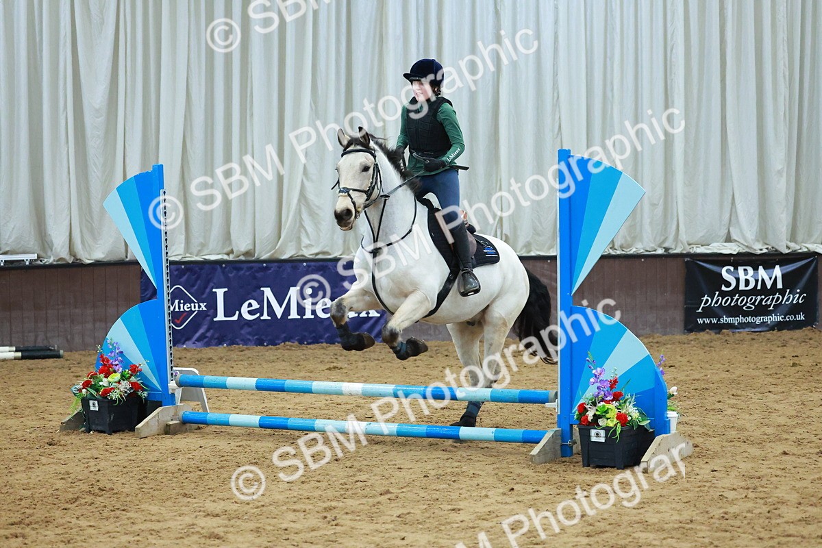 SBM_002375 - Class 3 - Horse & Hound (60cm)