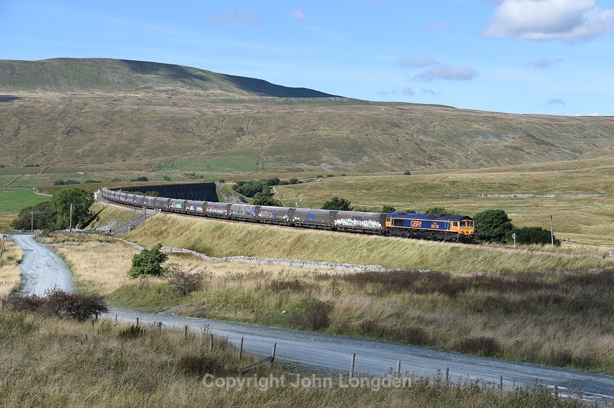JL - 20.9.21 66736 6M37 Arcow - Pendleton, Ribblehead - Ribblehead