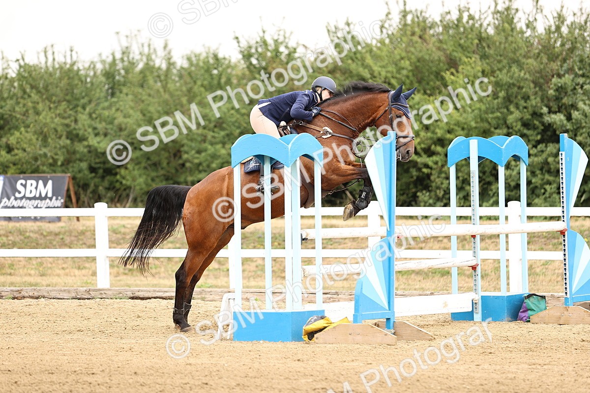 SBM_026352 - Class 12 - Amateur Championship Qualifier 1.05m