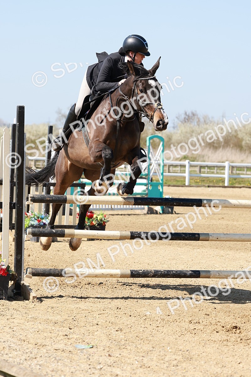 SBM_004336 - Class 17 - Senior Newcomers - 1.10m