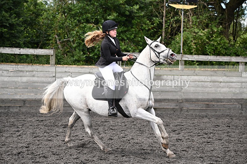 WJ6_1033 - Class 14 Intermediate 75cm