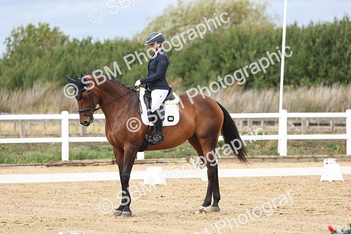 SBM_002558 - Class 7 - Novice 2 Warm Up