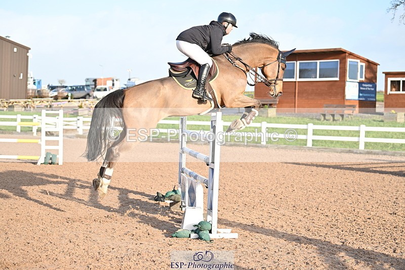 231209A-134711-01937 - Cls 15 National 1.30m & 1.40m