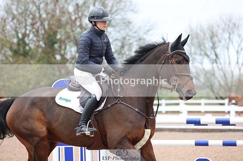 231112A-145435-05060 - Cls 21 Foxhunter & 1.20m Open