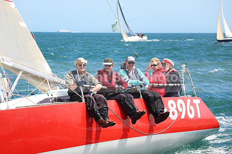 150627  GBR6896T WT7A8403_I - ROUND THE ISLAND RACE - SATURDAY 27th JUNE 2015