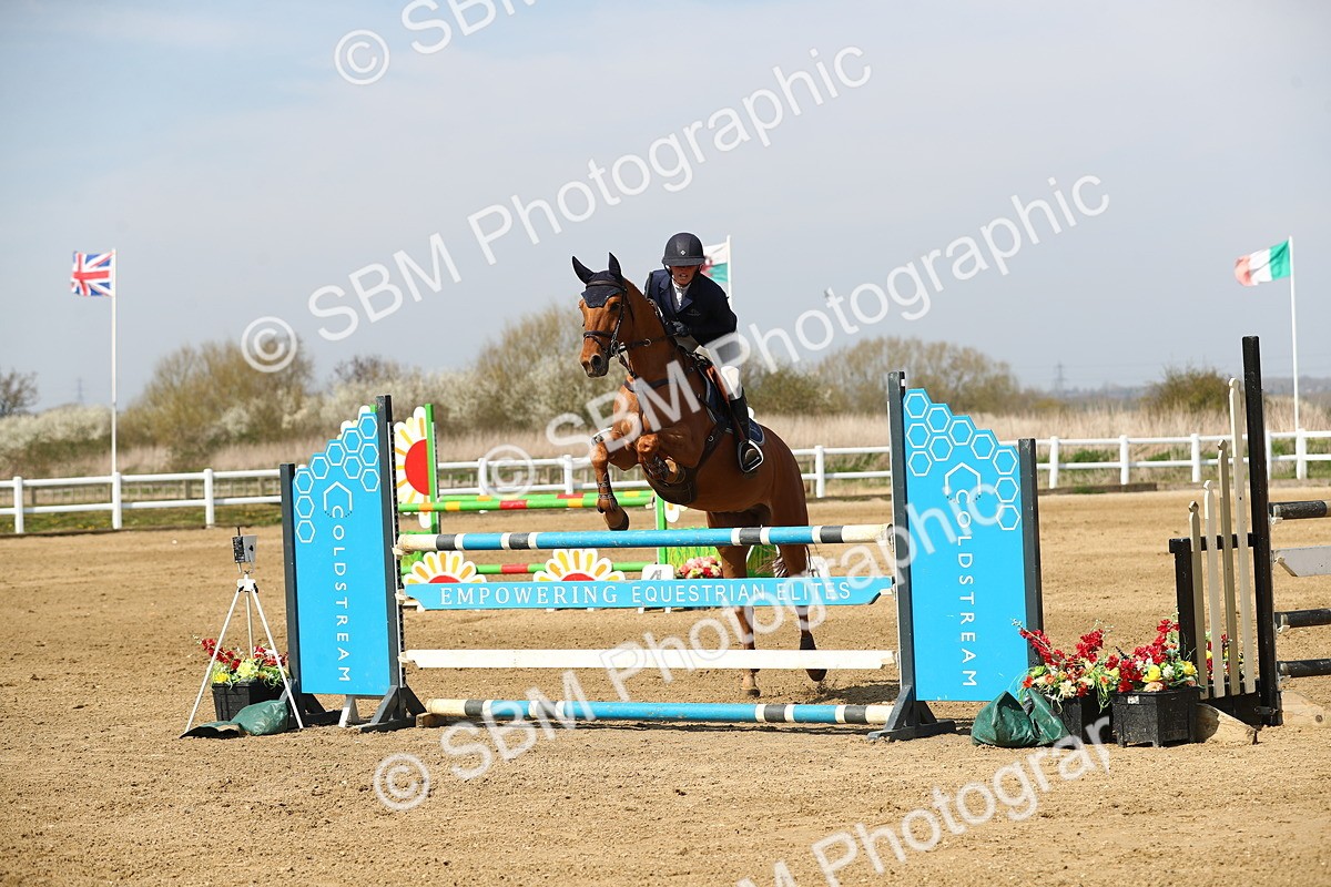 SBM_002591 - Class 10 - Senior Newcomers - 1.10m