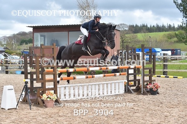 BPP_3904 - CLASS 4 Senior Newcomers/ 1.10m Open