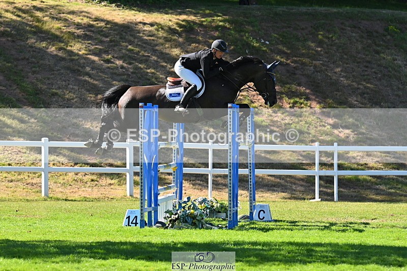 260704A-165049-16278 - Cls 33 Snr Fox Jump Off and Pres