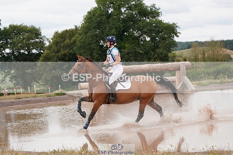 250802A-113434-02229 - A-017-Sophie.Vicary-ENGELIQUE.O