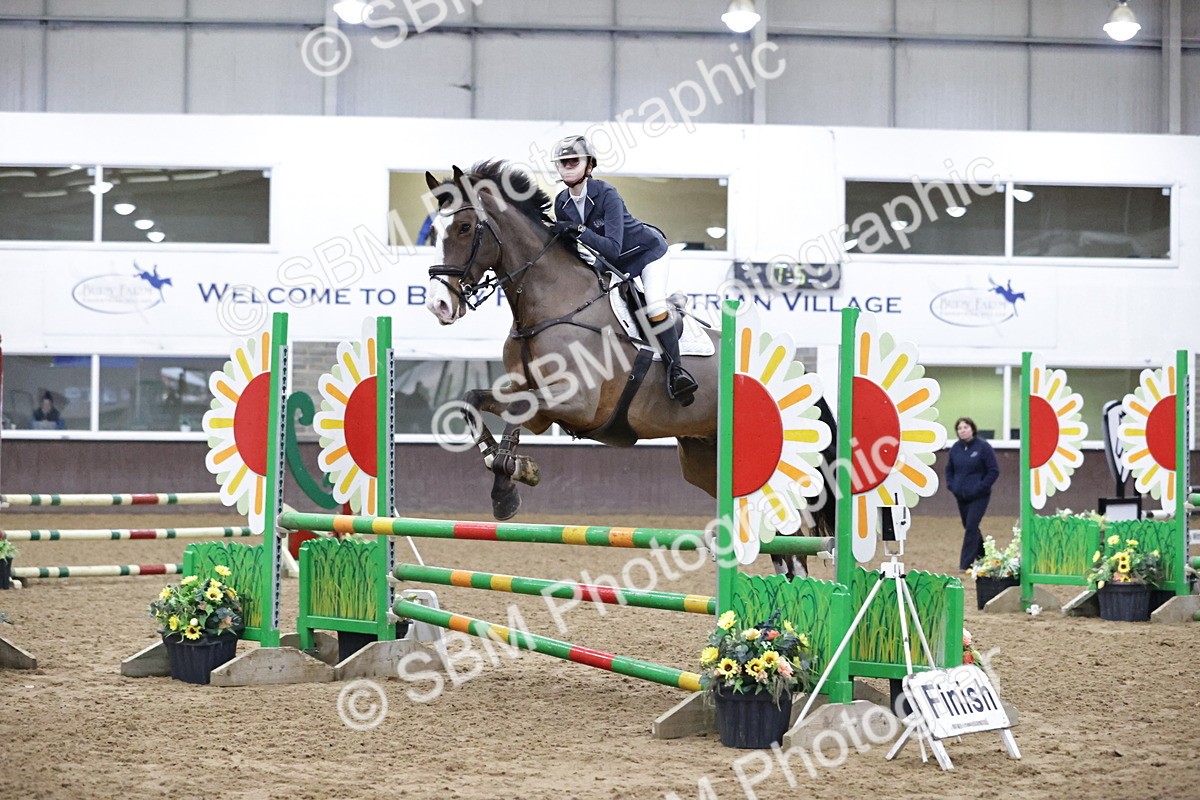 SBM_1383 - Class 7 - Equissage Pulse Senior BritiNovice/ 90cm Open