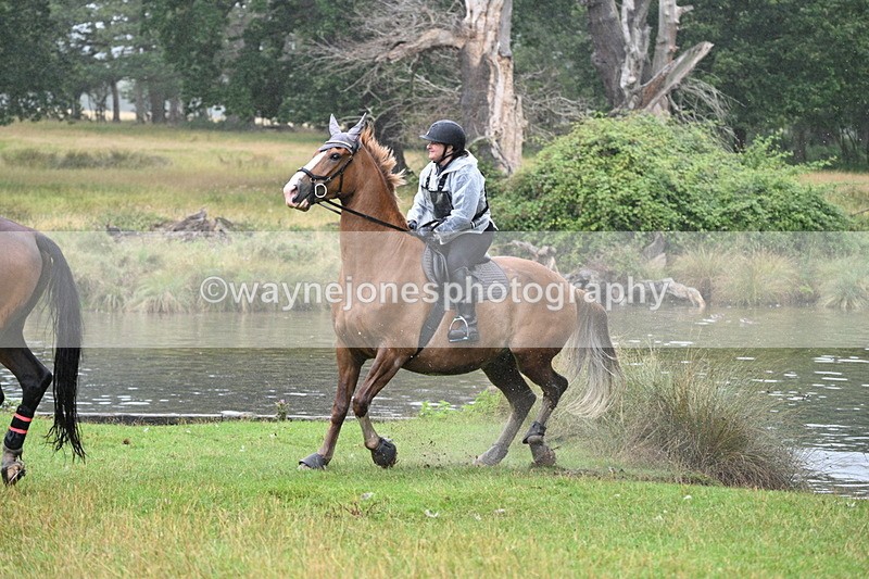 WJ7_8922 - Time at Water 11:53 to 12:23