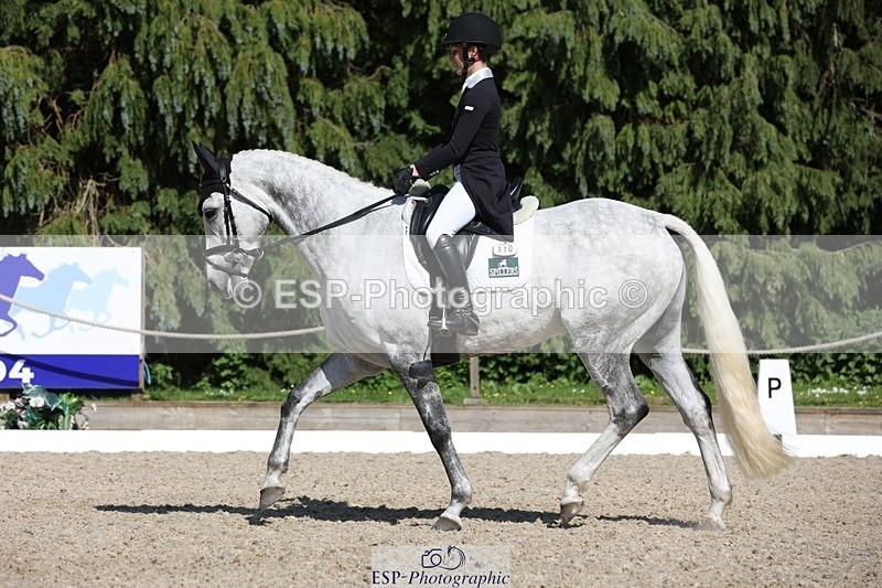 230526-161723-07794 - 170-MIND_OVER_MATTER-Lea_Boulesteix-WEDTrotUp+DR