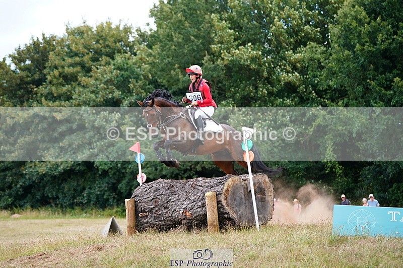 250802A-153314-07325 - G-306-Anna.Johannson-CAMIRA.DE.MADFORD