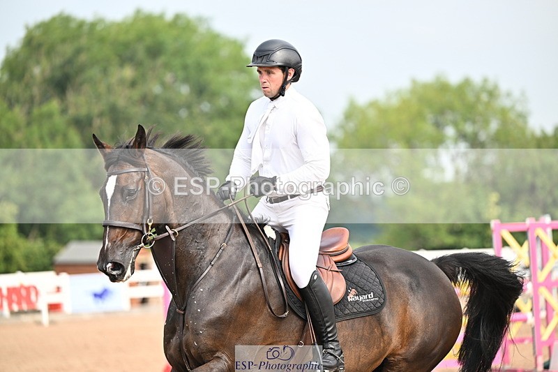 240801A-095619-00222 - Cls 7 Snr Discovery and 1m Open